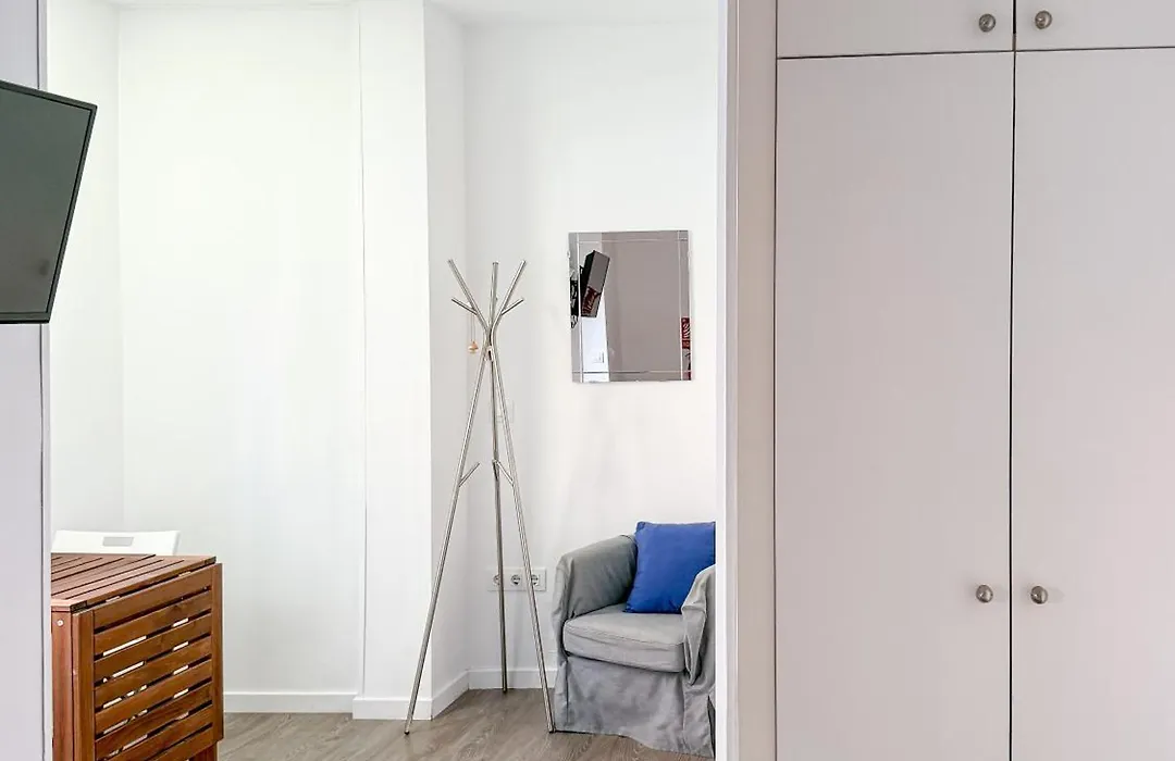 Comodo Y Agradable Estudio En Madrid Centro A6-1